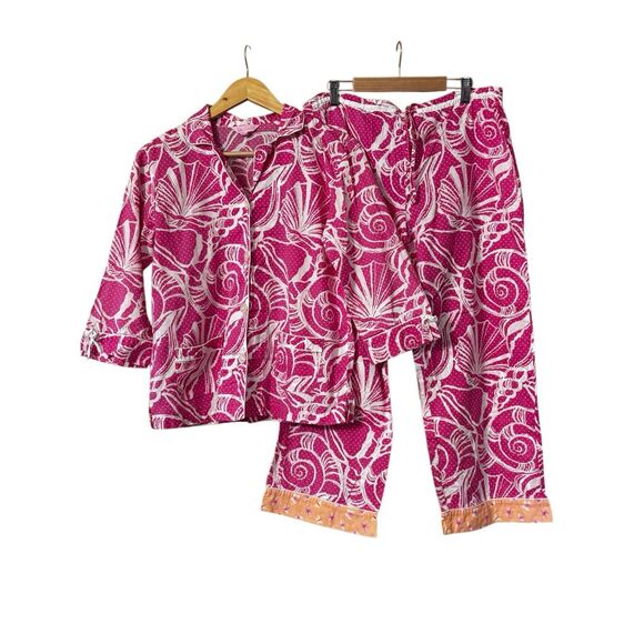 Lilly Pulitzer Sleepwear button down Pajama Set Seashell Dots Bright Pink White - Picture 1 of 11